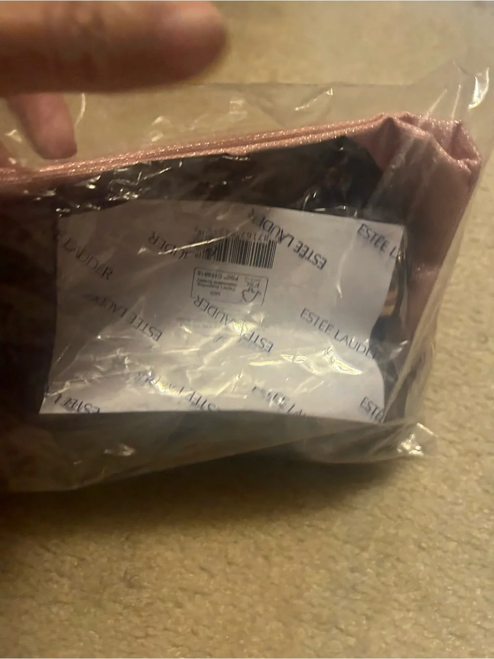 NWT ESTEE LAUDAR 5 piece gift set with pink shimmer cosmetics bag.